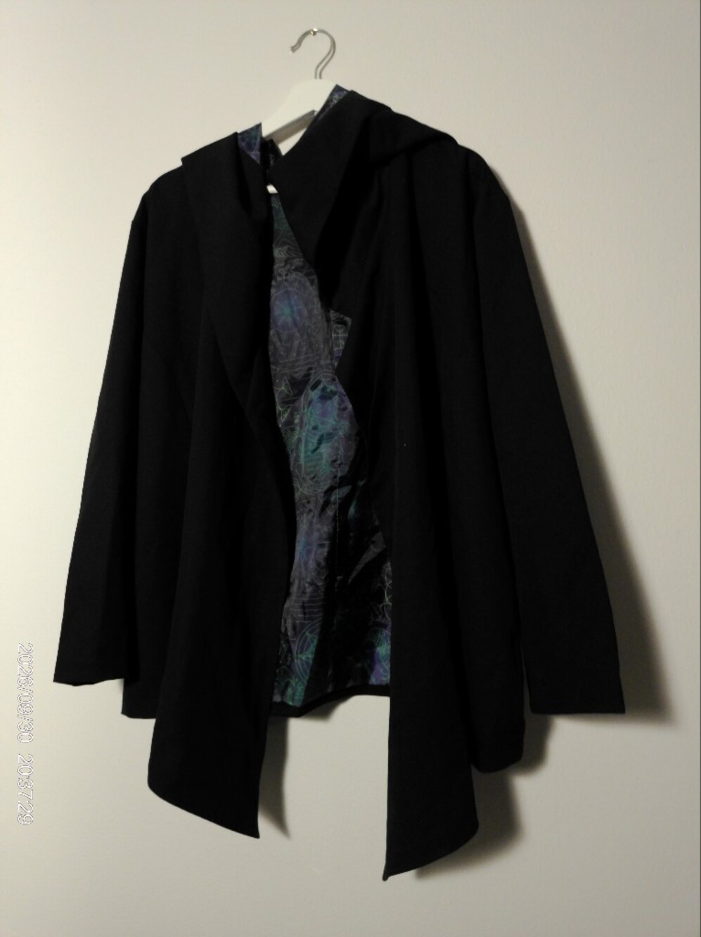 Universal Studios Wicked Movie Adult Hooded Cardigan Black Emerald Lining Large